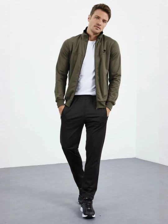 Foto van product Tommy Life Joggingpak olijfgroen / zwart
