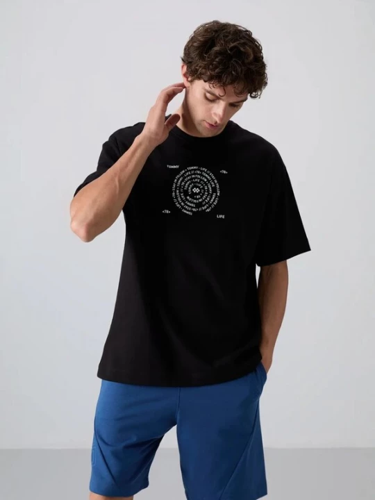 Foto van product Tommy Life Shirt zwart / wit