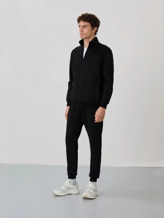 Foto van product Tommy Life Trainingspak zwart