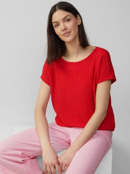 Foto van product Top in een ontspannen pasvorm en een gestructureerde look s.Oliver rood