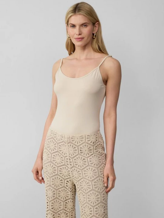 Foto van product Top in een slim fit met verstelbare spaghettibandjes s.Oliver beżowy