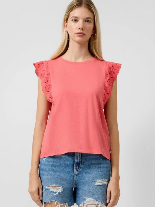 Foto van product Top met broderie anglaise QS rood