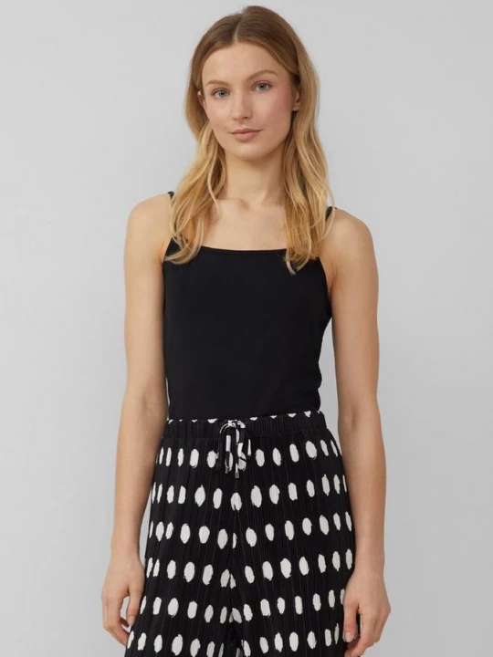 Foto van product Top met verstelbare spaghettibandjes in een slim fit s.Oliver zwart