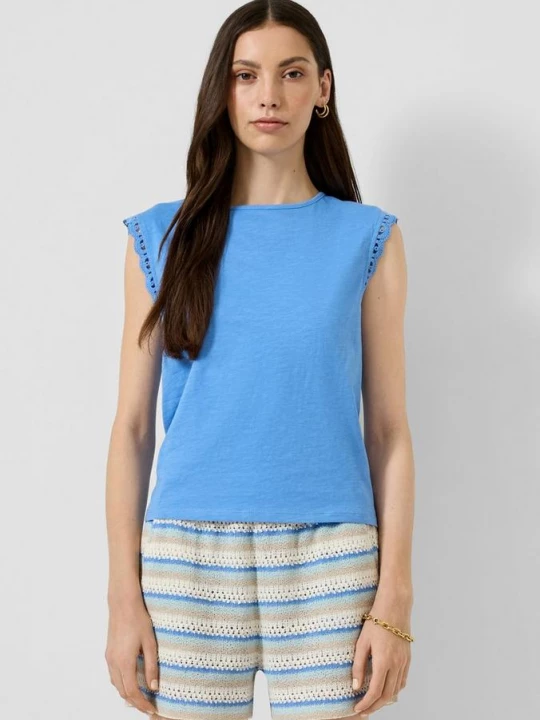 Foto van product Top van vlamgaren met kant QS blauw