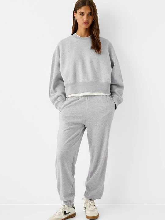 Foto van product Trainingsbroek Bershka grijs gemêleerd