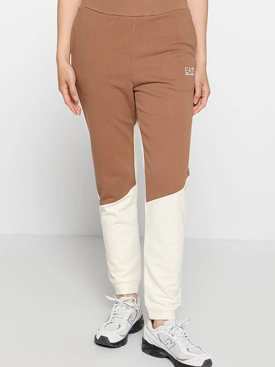 Foto van product Trainingsbroek EA7 Emporio Armani bruin