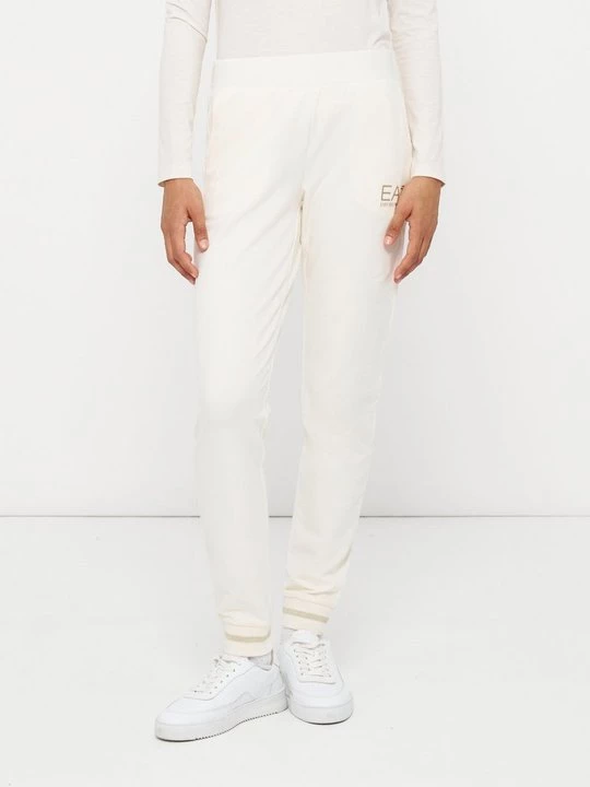 Foto van product Trainingsbroek EA7 Emporio Armani crème