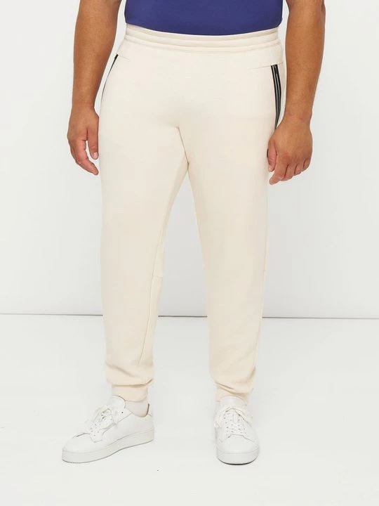 Foto van product Trainingsbroek EA7 Emporio Armani crème