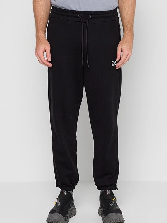Foto van product Trainingsbroek EA7 Emporio Armani zwart