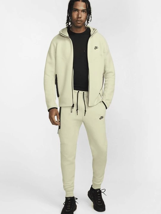 Foto van product Trainingsbroek Nike olijfgroen