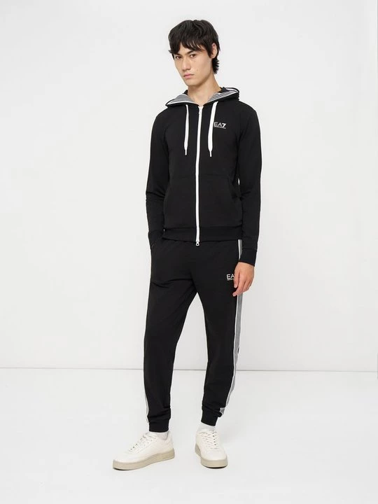 Foto van product Trainingspak EA7 Emporio Armani zwart