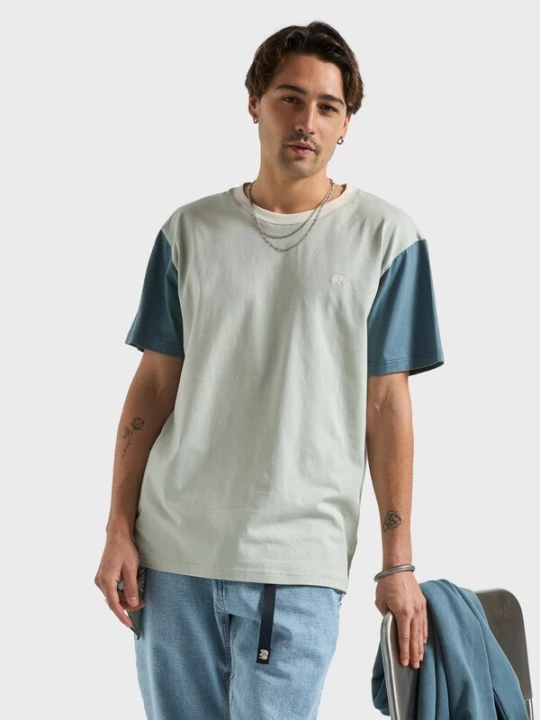 Foto van product Trendsplant Shirt ' COLOR BLOCK ' groen / smaragd