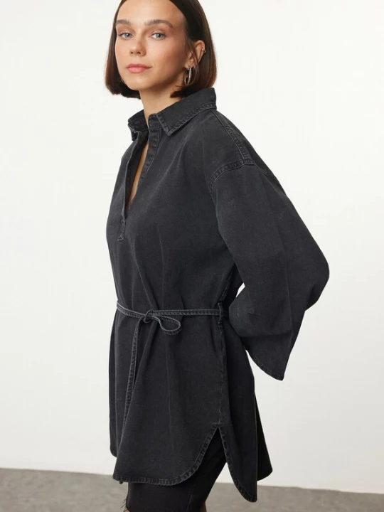 Foto van product Trendyol Blouse antraciet