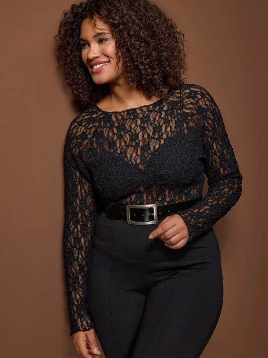 Foto van product Trendyol Curve Blouse zwart