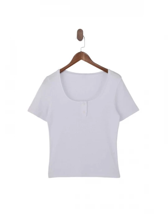Foto van product Trendyol Curve Shirt wit