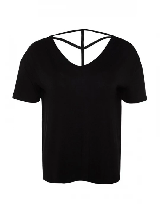Foto van product Trendyol Curve Shirt zwart