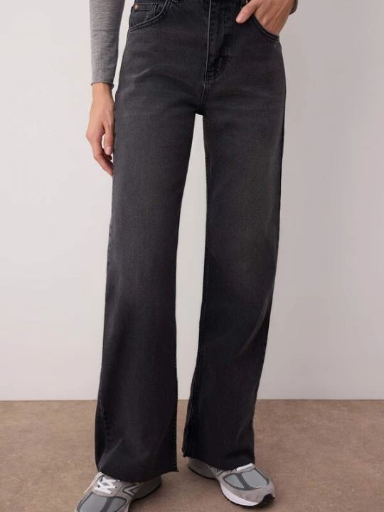 Foto van product Trendyol Jeans black denim