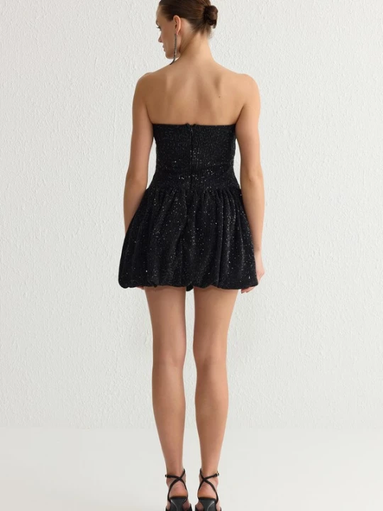 Foto van product Trendyol Jurk zwart