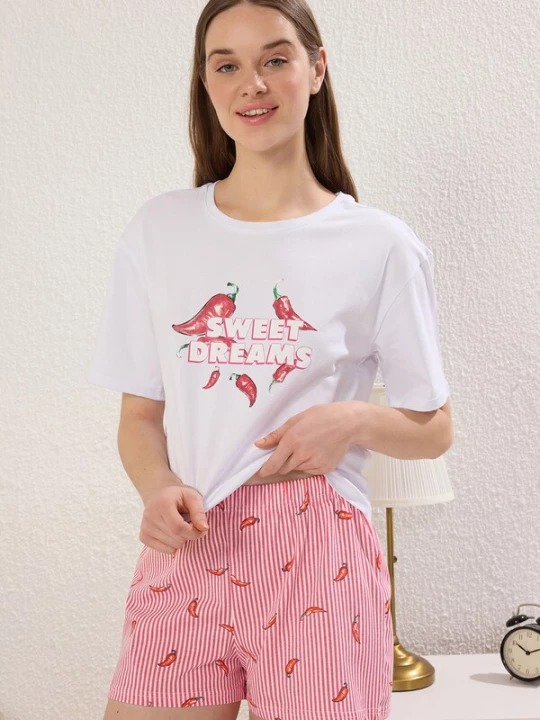 Foto van product Trendyol Korte pyjama groen / donkerroze / rood / wit