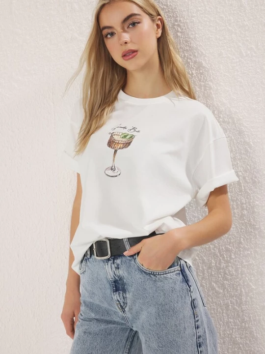 Foto van product Trendyol Shirt ecru / karamel / groen