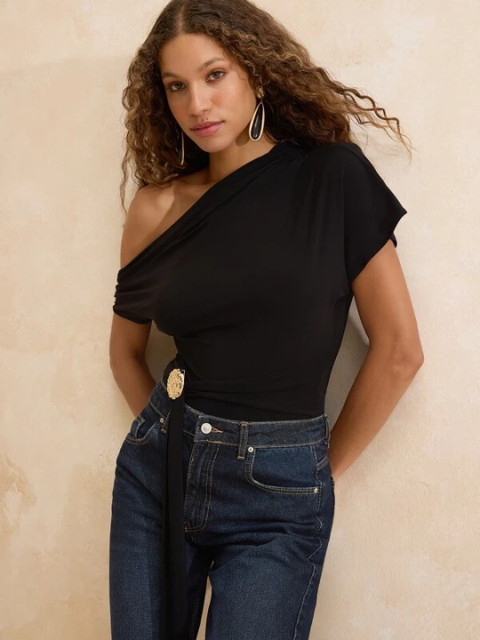 Foto van product Trendyol Shirt zwart