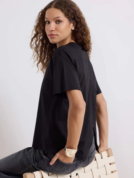 Foto van product Trendyol Shirt zwart