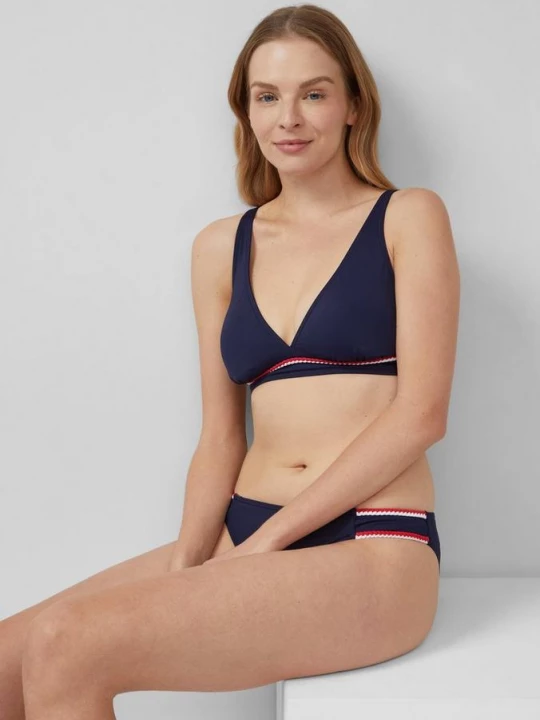 Foto van product Triangelbikinitop met sierrand s.Oliver blauw