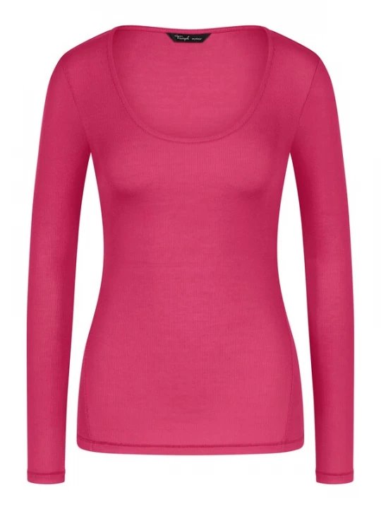 Foto van product TRIUMPH Shirt ' Beauty Layers Top Scoop Neck ' bessen / pink