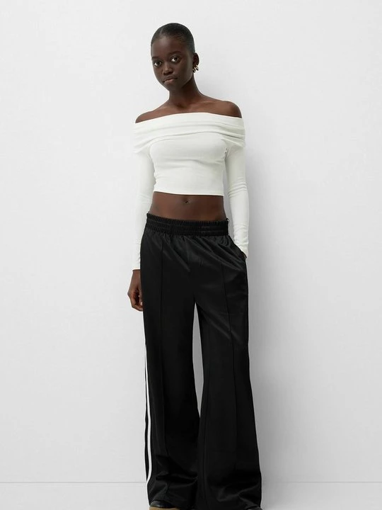 Foto van product Trui Bershka wit