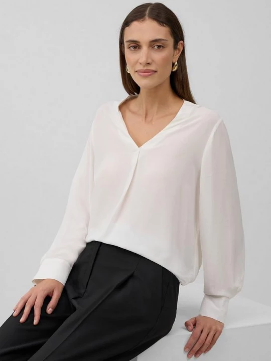 Foto van product Tuniekblouse van halfdoorzichtige viscose s.Oliver crème