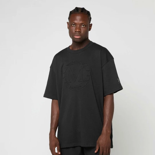 Foto van product UA x Mansory Logo Shortsleeve Under Armour zwart