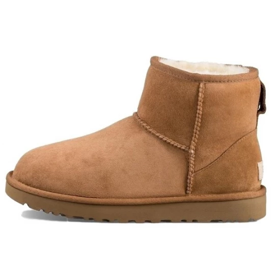 Foto van product UGG Boots 'Classic Mini II' lichtbruin