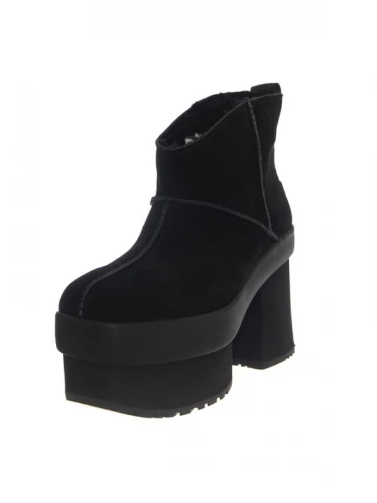 Foto van product UGG Laarzen 'W New Heights Platform Mini Black' zwart