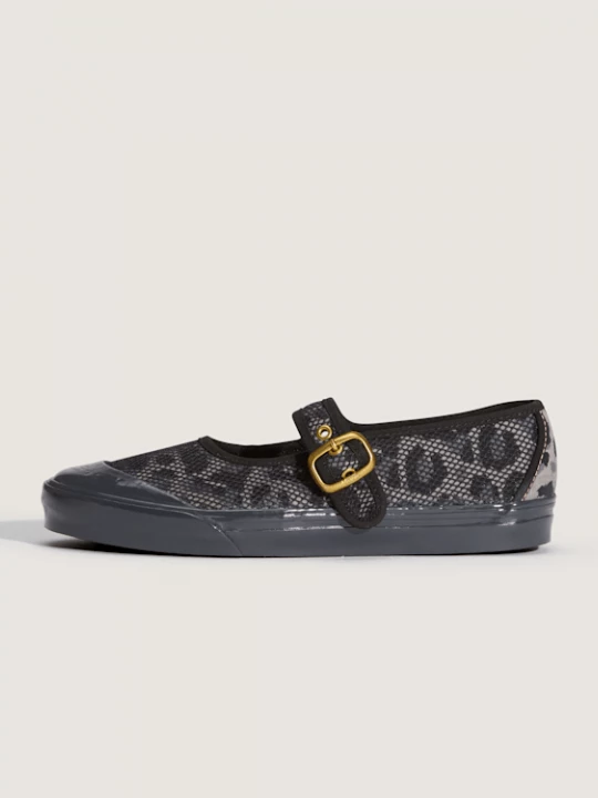Foto van product Vans - LX Mary Jane Lowpro Combat Black, Man, Zwart