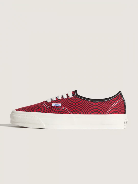 Foto van product Vans - Premium Authentic Schoenen, Man, Rood