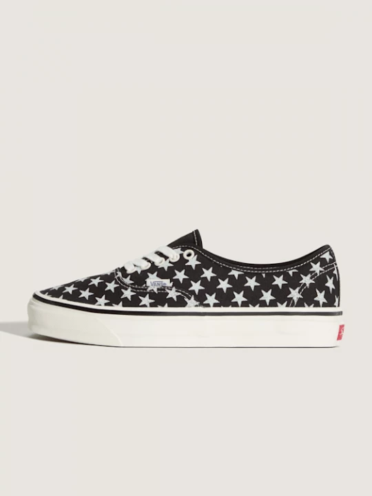Foto van product Vans - Premium Authentic Schoenen, Man, Zwart