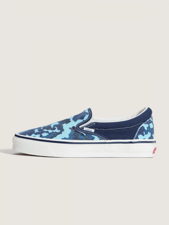 Foto van product Vans - Premium Classic Slip-On Schoenen, Man, Blauw