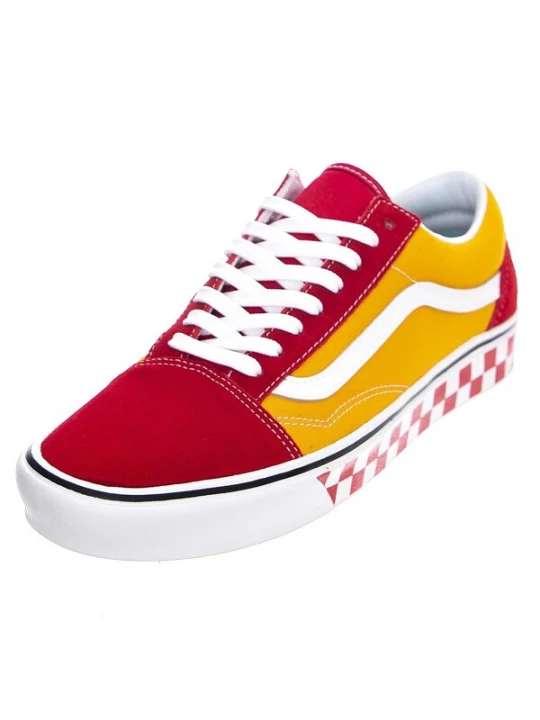 Foto van product VANS Sportieve veterschoen 'Tape Mix ComfyCush Old Skool Sneakers' geel / rood