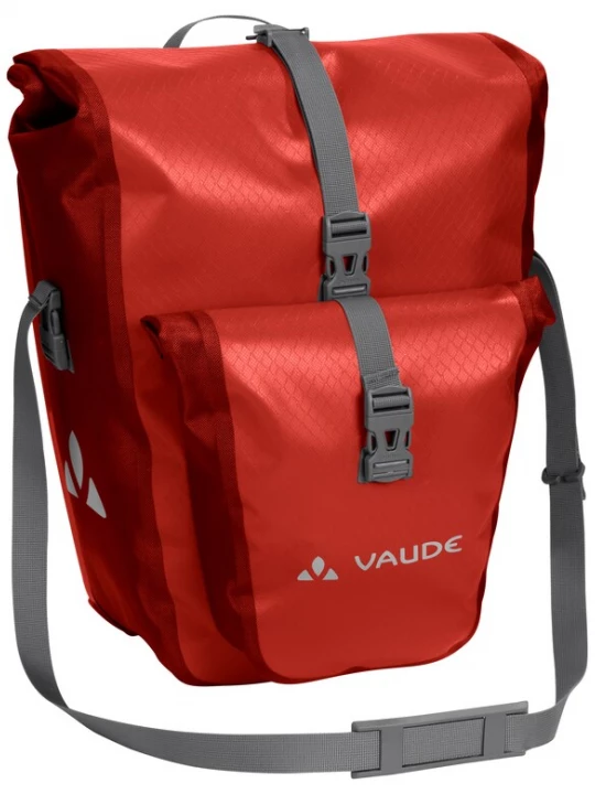 Foto van product VAUDE Sporttas ' Aqua Back Plus Single ' grijs / rood