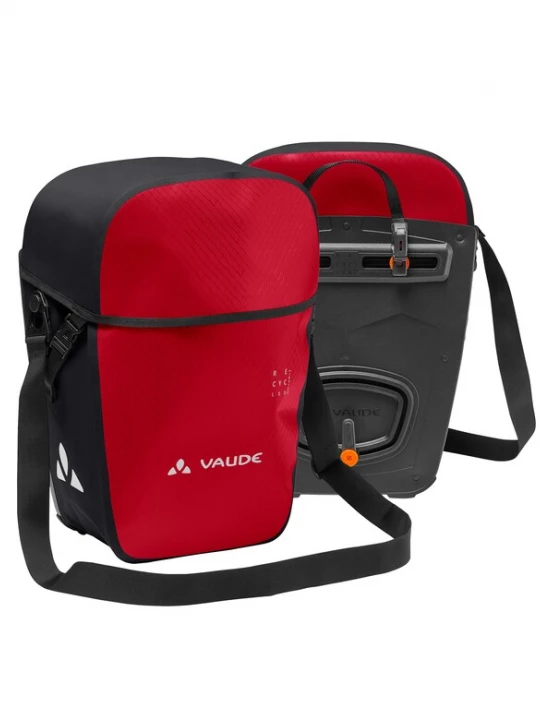 Foto van product VAUDE Sporttas 'Aqua Back Pro' donkerrood / zwart / wit