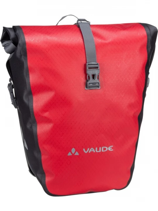 Foto van product VAUDE Sporttas 'Aqua Back' rood / zwart