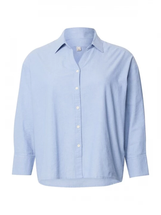 Foto van product Vero Moda Curve Blouse lichtblauw