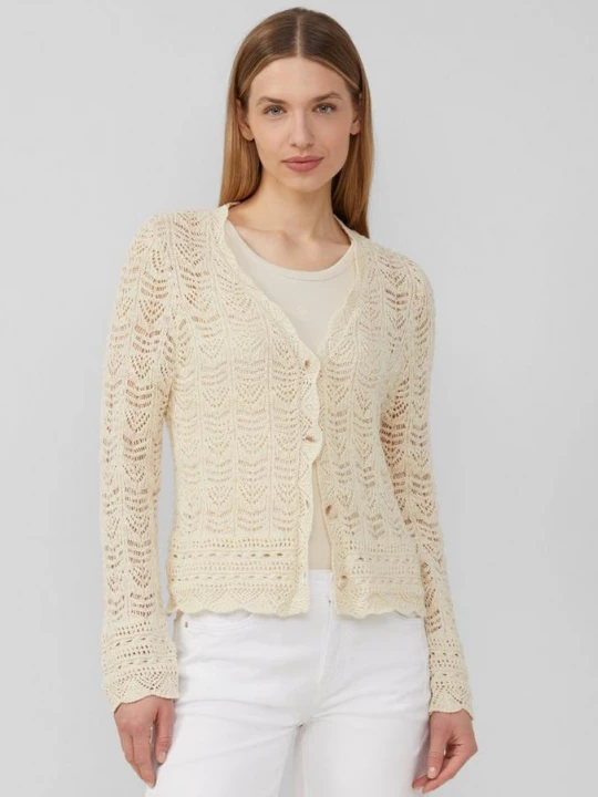 Foto van product Vest van een ajourbreisel met V-hals s.Oliver crème