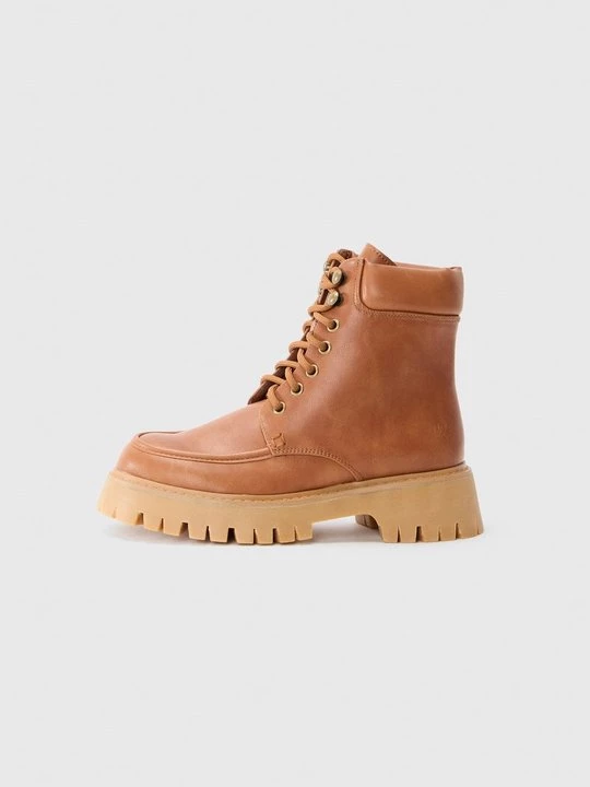 Foto van product Veterboots Koi Footwear bruin