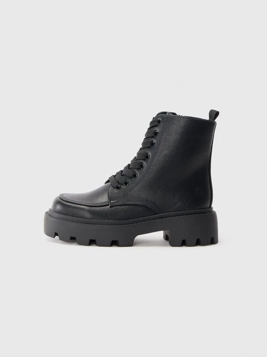 Foto van product Veterboots Koi Footwear zwart
