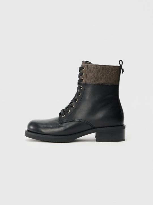 Foto van product Veterboots Michael Kors bruin