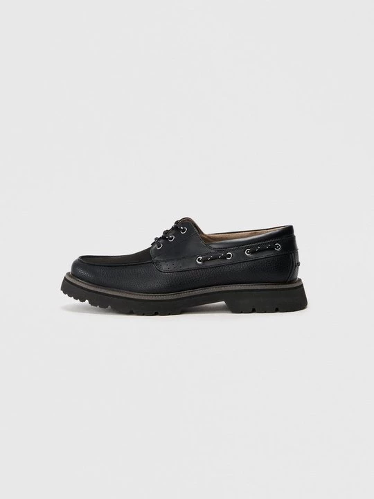 Foto van product Veterschoenen Call It Spring zwart