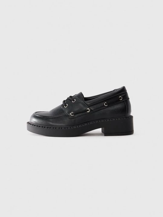 Foto van product Veterschoenen Koi Footwear zwart