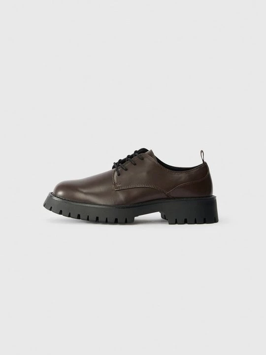 Foto van product Veterschoenen Pier One By Zalando donkerbruin