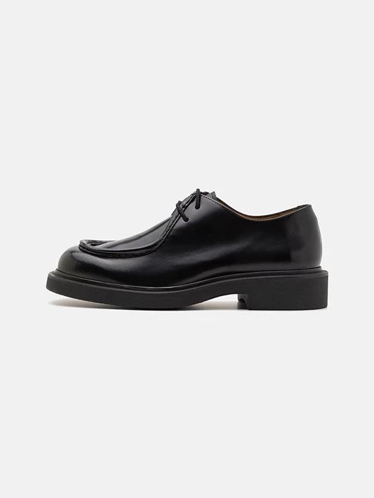 Foto van product Veterschoenen Sandro zwart